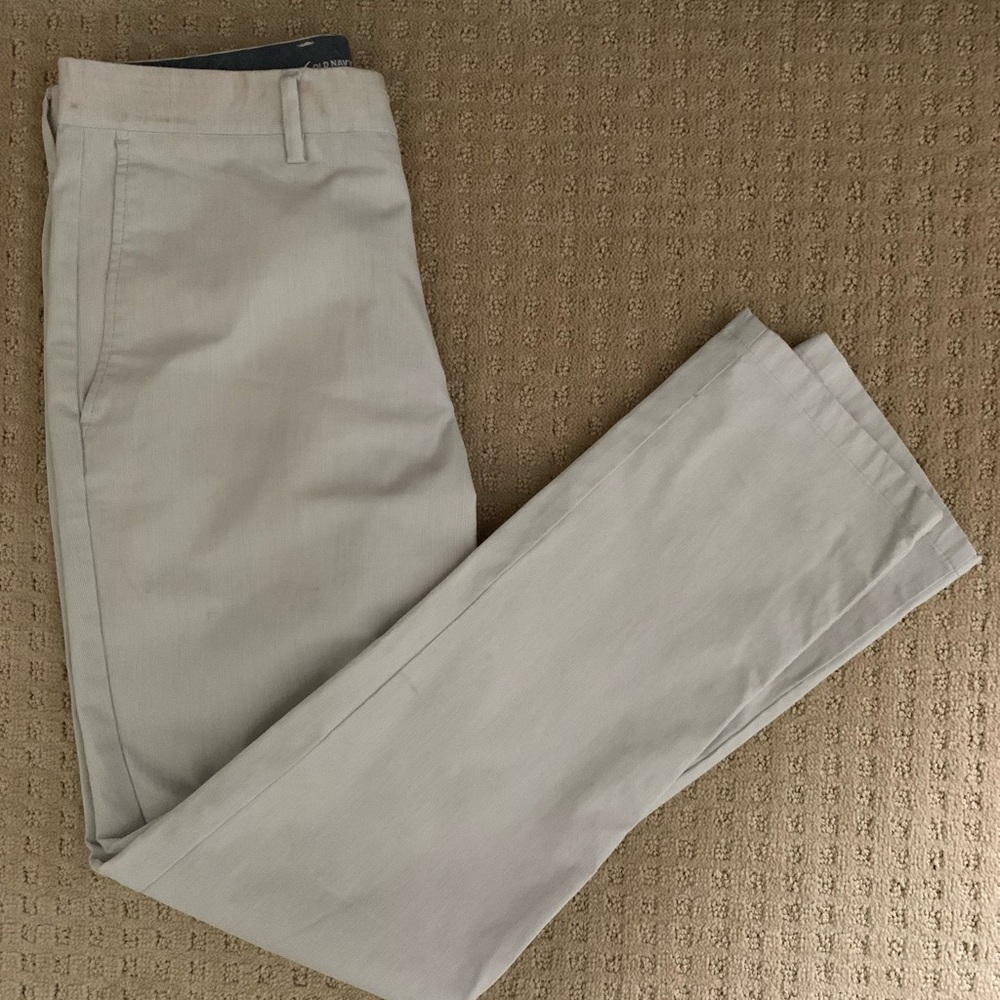 Light Grey Chinos Old Navy Ultimate Slim Built-In Flex 32x32